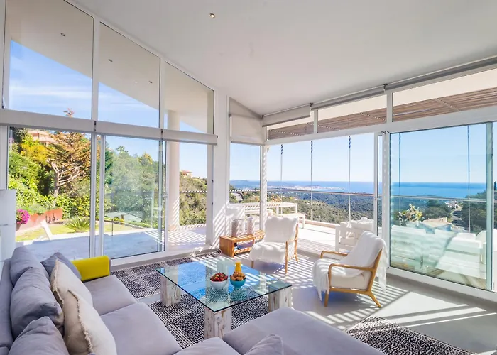 Azalia En Mas Nou * Platja d'Aro